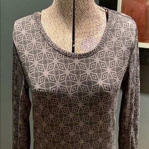 Energy Zone gray/black stretch performance top, S